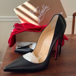Christian Louboutin Black So Kate Heels Size 40